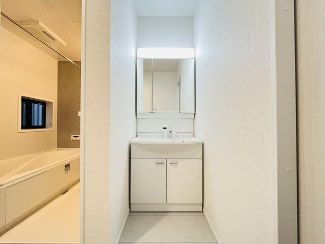 豊明市新栄町3-104『仲介手数料無料』新築戸建ての独立洗面台