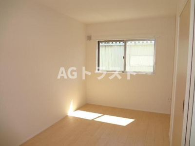 【内装】 | ポップ・メゾン | 北側洋室