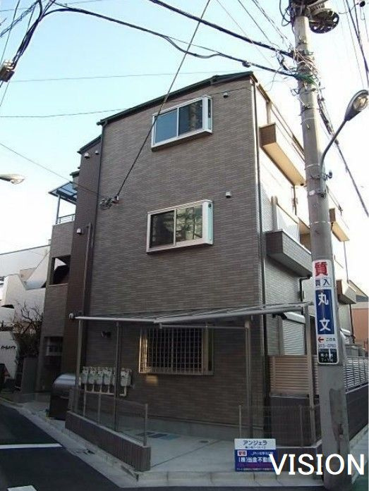 アンジェラの画像