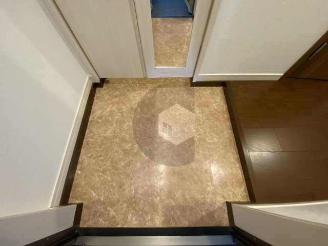 グランオリオン柏田東町の玄関