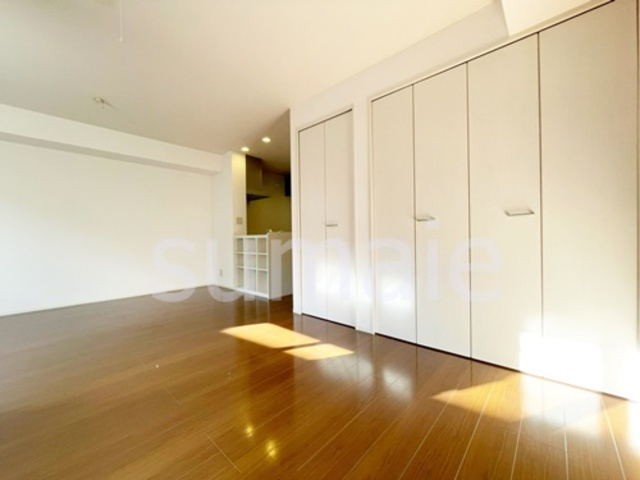 エクセレンテの洋室|綺麗な洋室です。