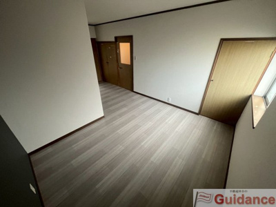 【洋室】 | 弓削町3丁目店舗付住宅