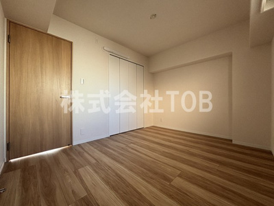 【洋室】 | ルネ吉祥寺 | 廊下側洋室6.1帖