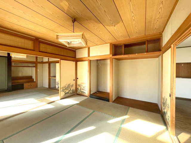 福島市鎌田字原際　中古戸建て・中古住宅の和室