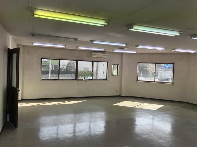 赤塚ビルの寝室