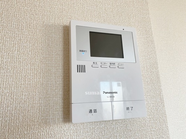 アレーズKのセキュリティ|安心のモニター付きインターホン☆