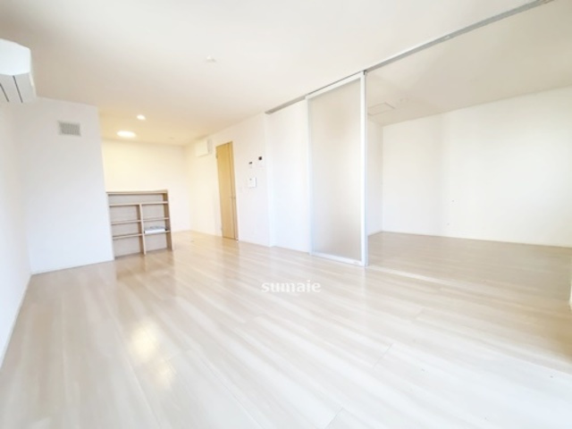 アレーズKの洋室|きれいなフローリング☆