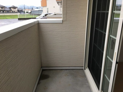 【バルコニー】 | ジェルメ園部Ⅱ | バルコニーからの眺めを楽しみながら食事をしませんか