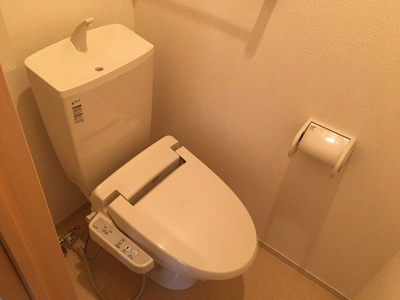 【トイレ】 | ジェルメ園部Ⅱ | シンプルで使いやすいトイレです