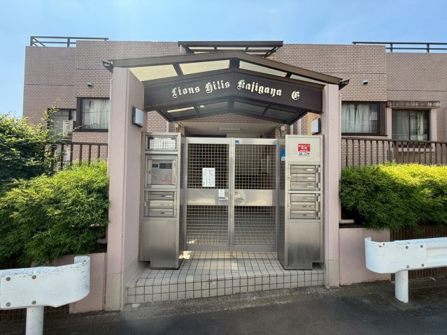 【2018年フル修繕済】川崎市宮前区西野川１丁目　ライオンズヒルズ梶が谷