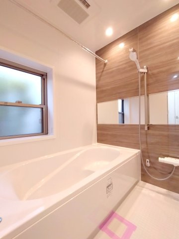 川崎市宮前区犬蔵一丁目戸建の浴室|きれいなお風呂です