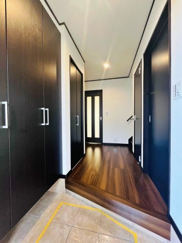 横浜市瀬谷区橋戸三丁目戸建②の玄関|玄関です