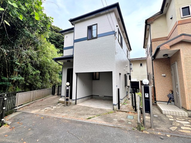 鎌倉市稲村ガ崎二丁目戸建の外観|物件の外観です