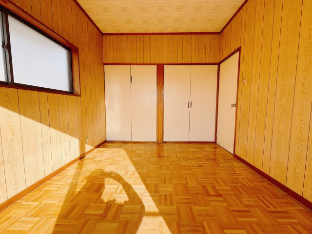 【中古戸建】前橋市鶴が谷町の洋室|■2階洋室｜2階各居室には収納をご用意しています♪常にお部屋を綺麗に保てます！小さなお子様も自然とお片付けができるようになるのでうれしいですよね！