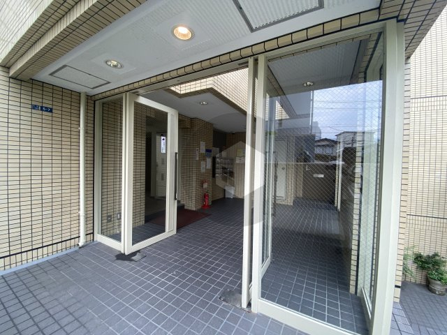 美杜里ハイムのエントランス