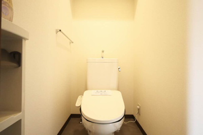 【トイレ】 | ロイヤルステージ阿倉川E