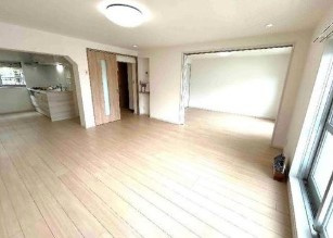 【居間・リビング】検見川ガーデンハイツ3号棟