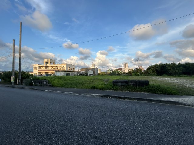 〇八重瀬町伊覇 売土地【全4区画】の外観|※造成前の現状写真となります