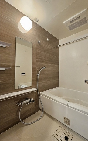 ＣＲＥＡＴＩＦ　日暮里の浴室