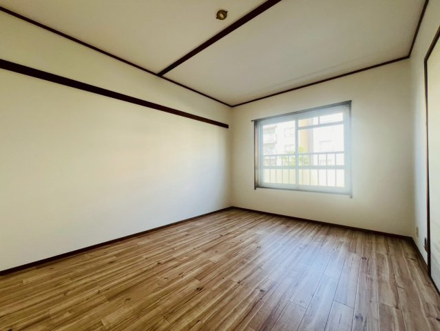 神陵台北住宅65号棟の内装