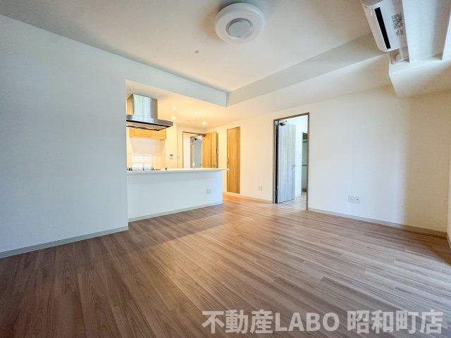 LEGALAND+ABENO SANMEICHOの内装