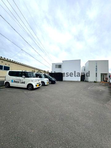 JoyシエナⅡの駐車場