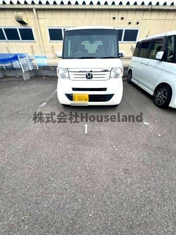 JoyシエナⅡの駐車場