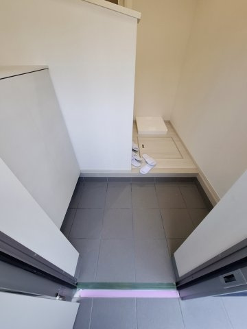 MAISON DE HIRO　2の玄関