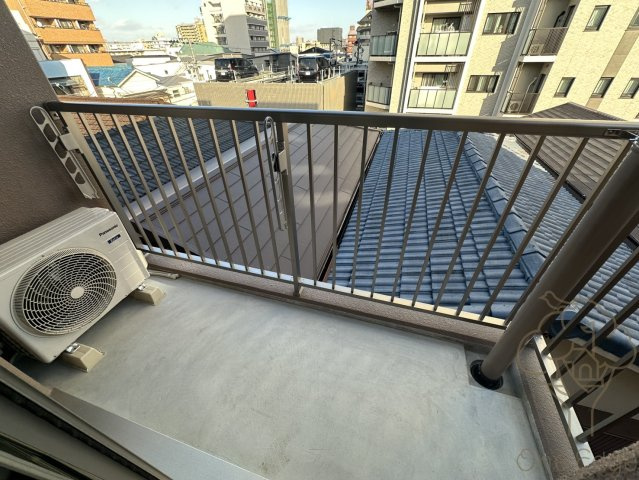 グランイニシオ都島のバルコニー