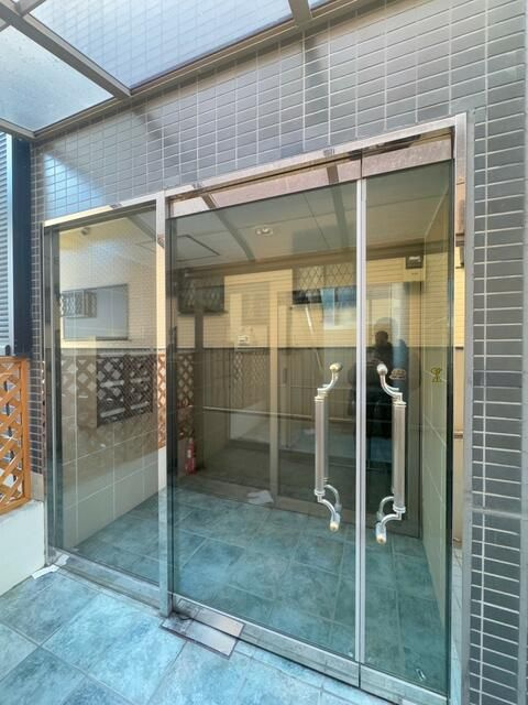 【エントランス】