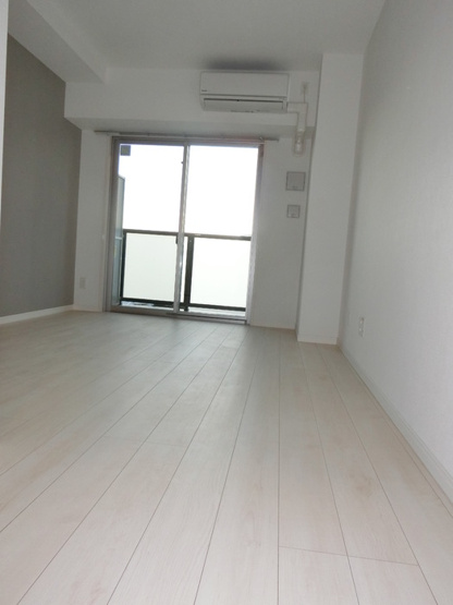 【洋室】 | YamazakiSekiyuBLD | 居室