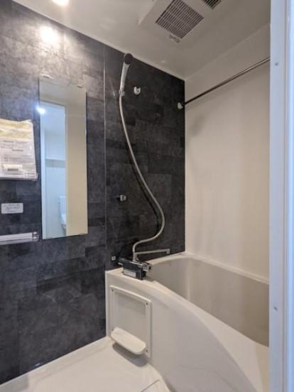 神宮前プレイスの浴室|神宮前プレイス