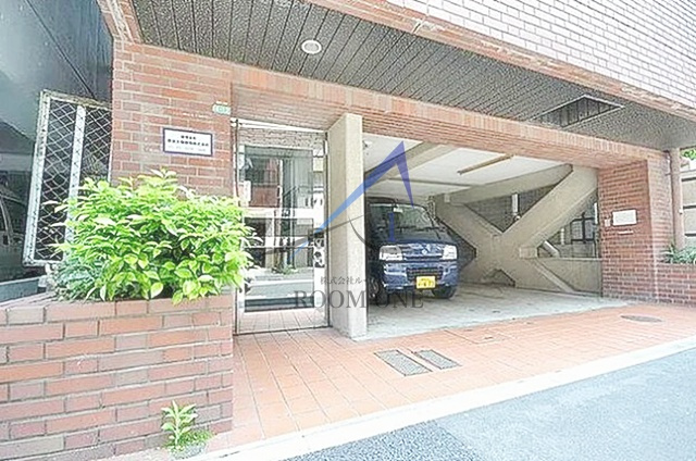 ＳＵＮ　ＳＩＤＥ　１２のエントランス|エントランスです。