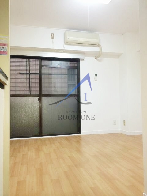 ＳＵＮ　ＳＩＤＥ　１２の居間・リビング|洋室のお部屋です。