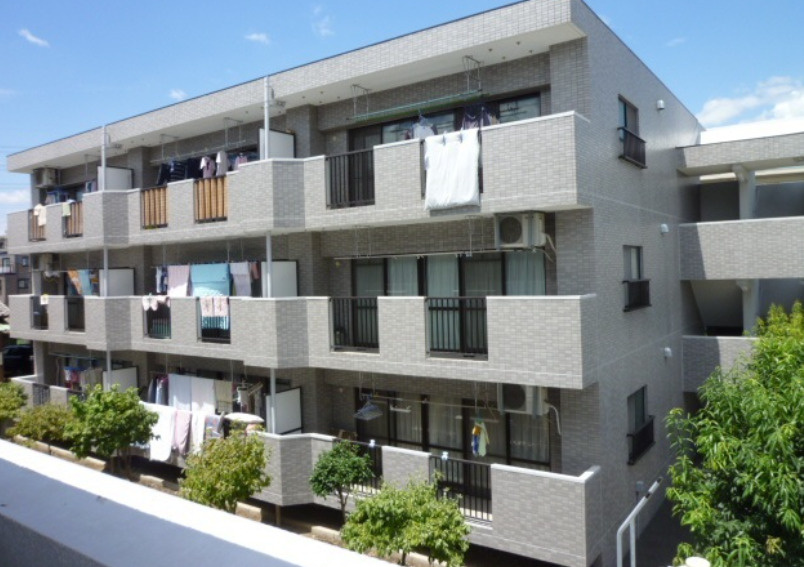 シャトー春日部　B棟