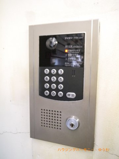 【その他共用部分】 | オートロックがついていますので、セキュリティ面でも安心です。