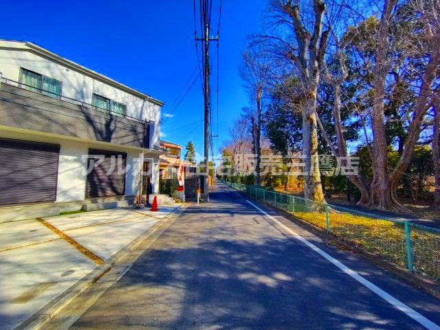 調布市深大寺北町１丁目 京王線 調布駅 新築戸建の前面道路含む現地写真