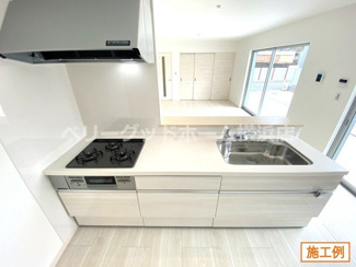 【キッチン】 | 横浜市戸塚区汲沢　新築分譲住宅　全２棟　1号棟 | 施工例写真 キッチン