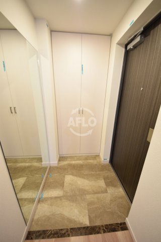 RISINGMaison本町橋の玄関|RISING Maison 本町橋　玄関