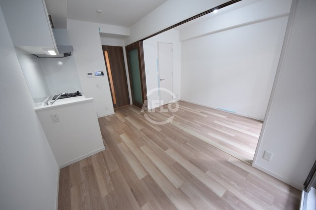 RISINGMaison本町橋の居間・リビング|RISING Maison 本町橋　リビング