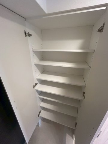 S-RESIDENCE阿波座WESTの収納