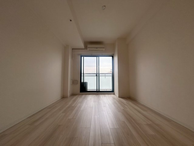 S-RESIDENCE阿波座WESTの洋室