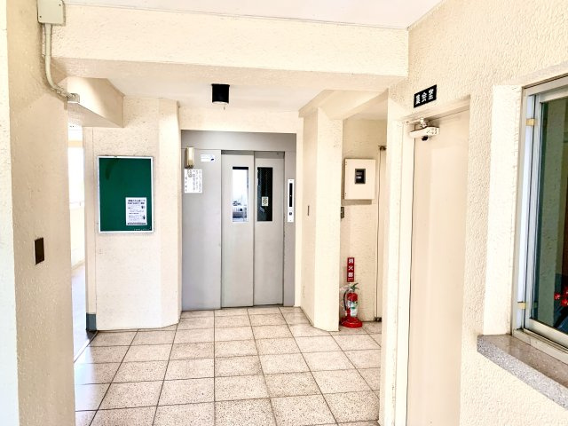 チサンマンション静岡2階　静岡市葵区北安東4丁目のその他共用部分|エレベーターが整備されています