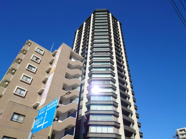 タワー・ザ・ファースト静岡　静岡市駿河区曲金６丁目の外観