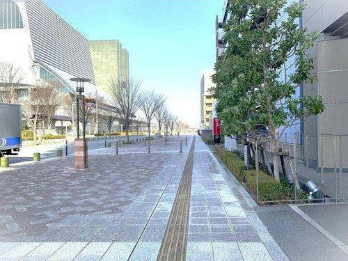 マークス・ザ・タワー東静岡　駿河区曲金の外観|整然とした街並みの中に建ち、東静岡駅から徒歩２分です。