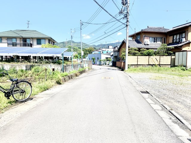 売土地　静岡市清水区大内新田の前面道路含む現地写真|高速道路の清水料金所より車で９分です