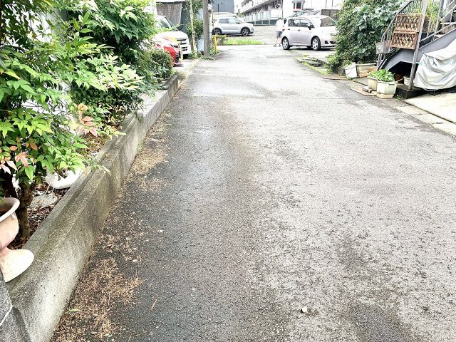 売中古戸建　静岡市清水区追分４丁目の前面道路含む現地写真|前面道路含む現地写真です