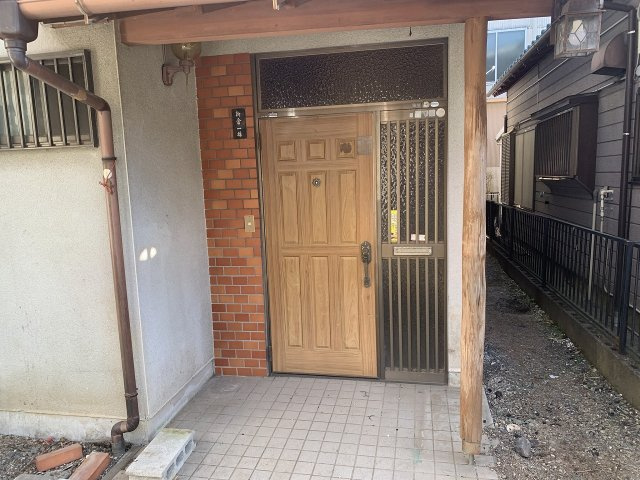 売中古戸建　静岡市清水区尾羽のエントランス