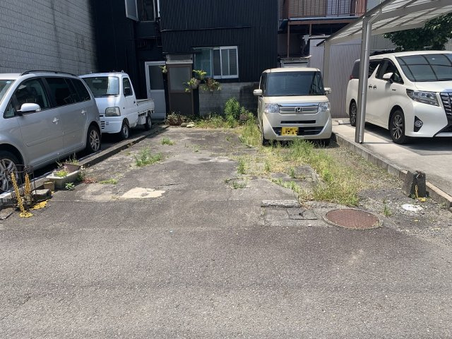 売土地　静岡市清水区清水町の外観|東側の駐車場です。