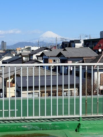 ハイコーポ池田山A棟　静岡市駿河区池田の展望|こんなに大きく富士山が見えるお部屋は探すとなると、なかなかありません。